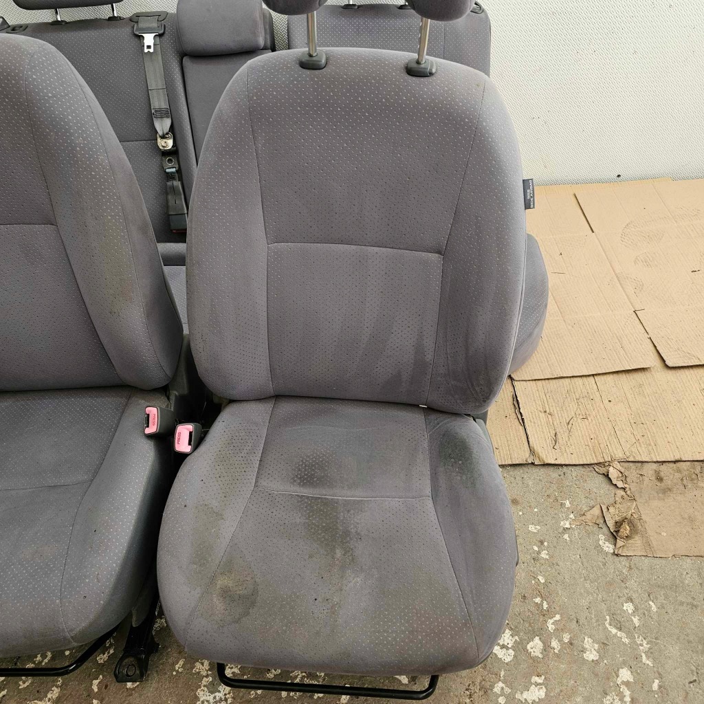 фото №2, Toyota prius ii 2 сидіння сидіння сидіння салон