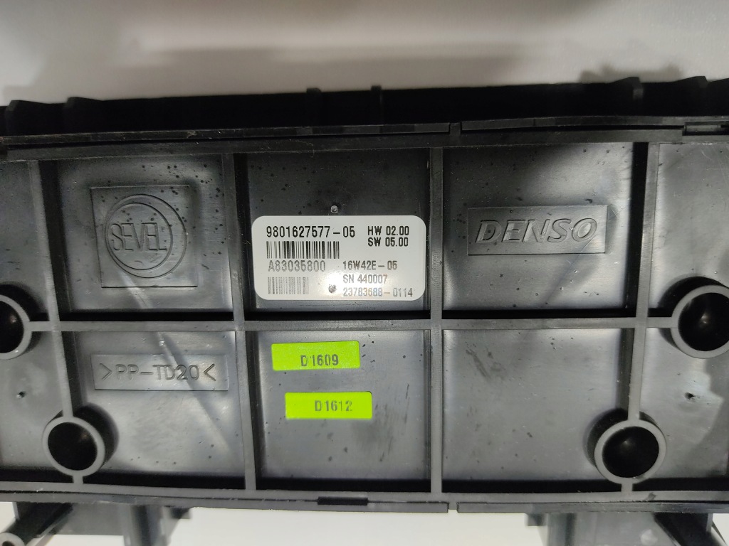 Купити Панель кондиціонера e-partner e-berlingo iii електрик 9801627577 2012-2018