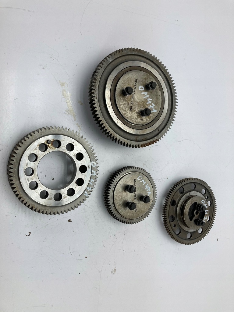 фото №1, Mercedes actros mp4 om471 штифт колеса розподільного валу грм