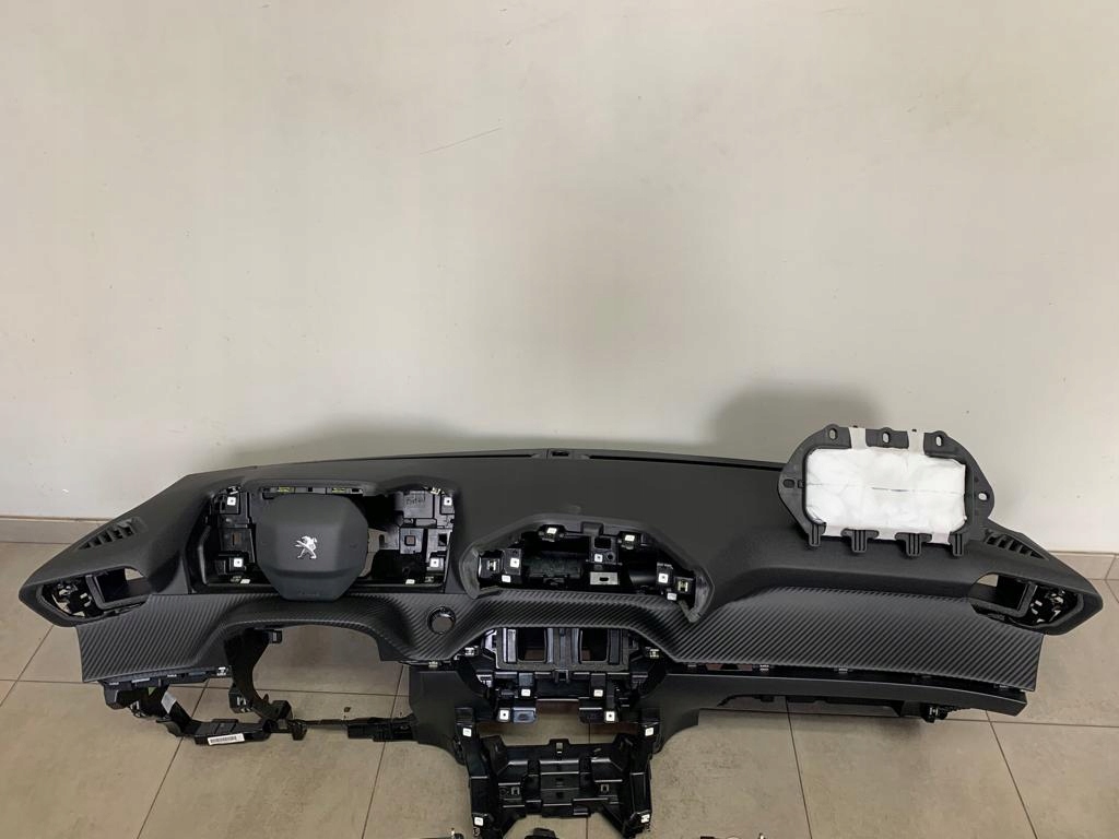 фото №1, Peugeot 208 ii 2008 ii приборная панель консоль подушки безопасности