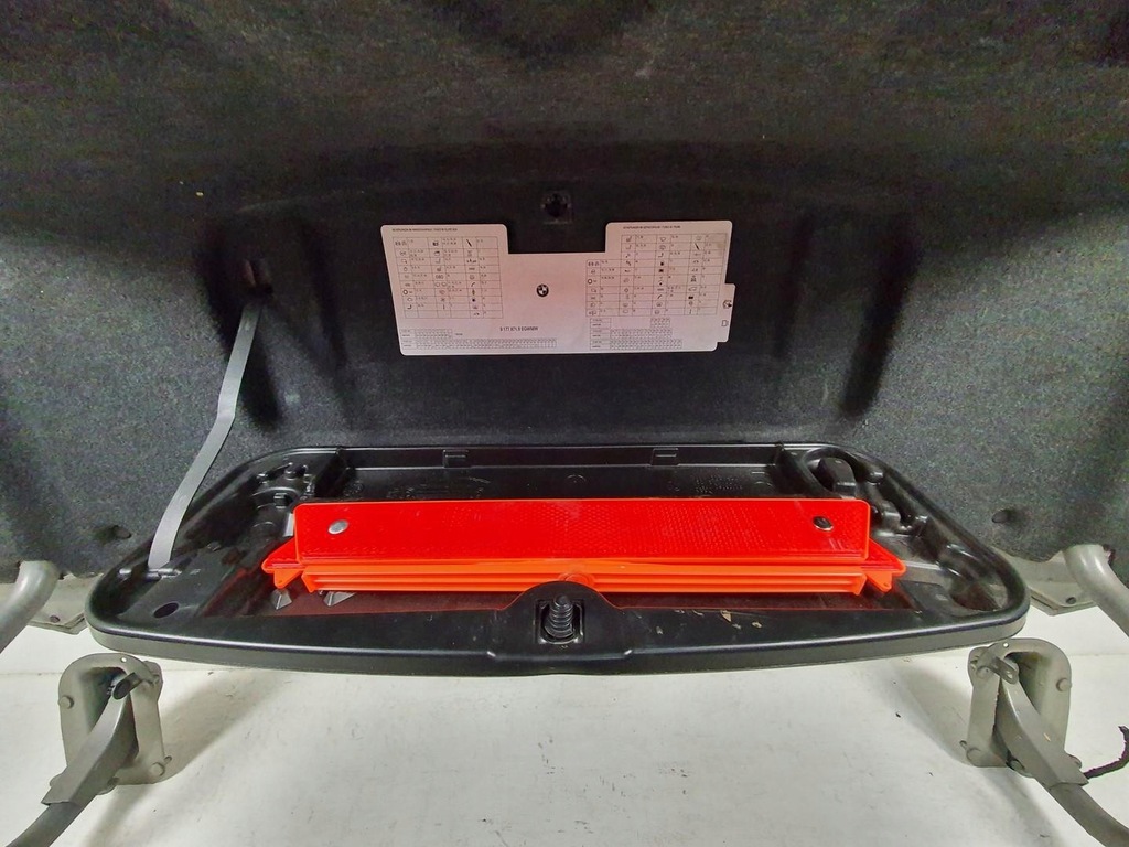 фото №8, Кришка багажника багажника задня bmw 5 e60 комплектна