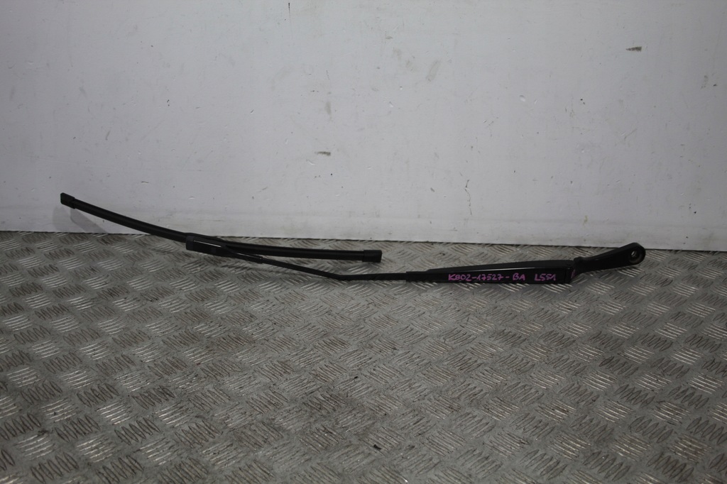 фото №1, Рычаг дворники правое evoque ii 2 l551