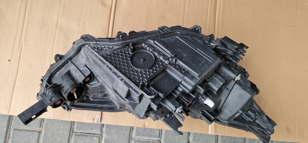 фото №6, Лампа toyota bz4x левая передняя