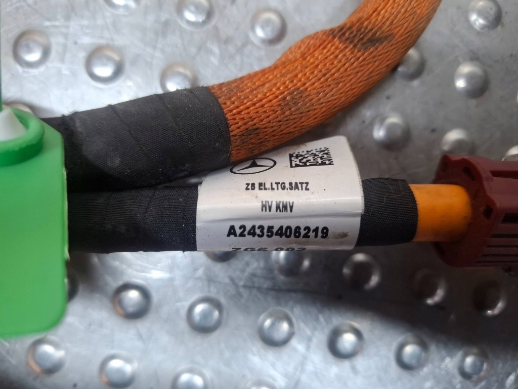 фото №6, Шланг жгут wysokiego напряжения a2435406219 mercedes eqb x243 eqa h243