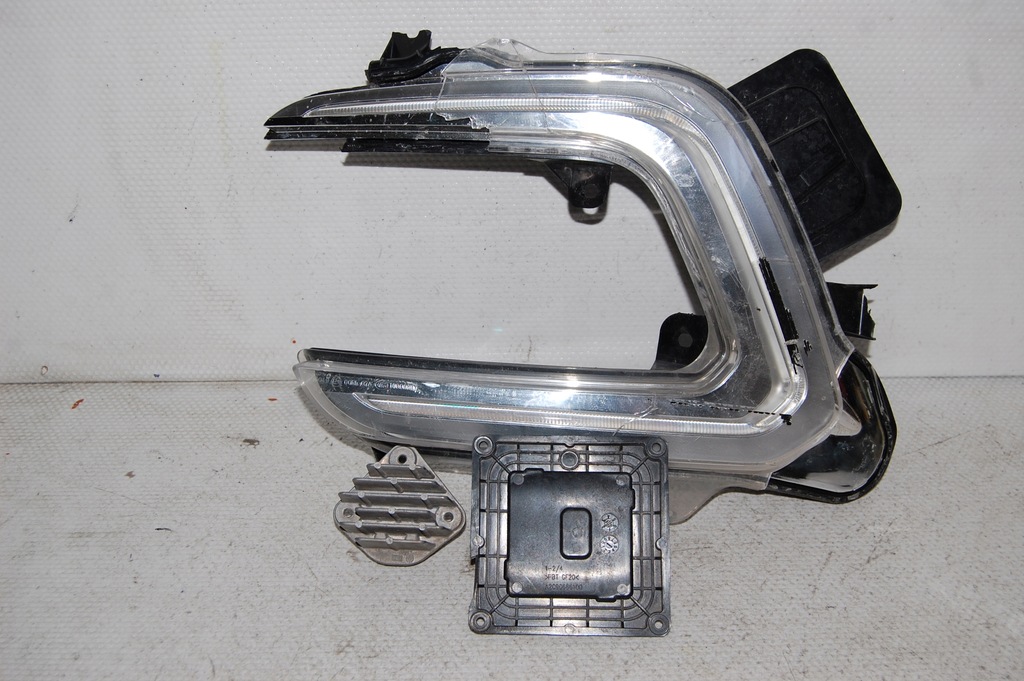 фото №1, Renault captur led drl модуль 266055303r