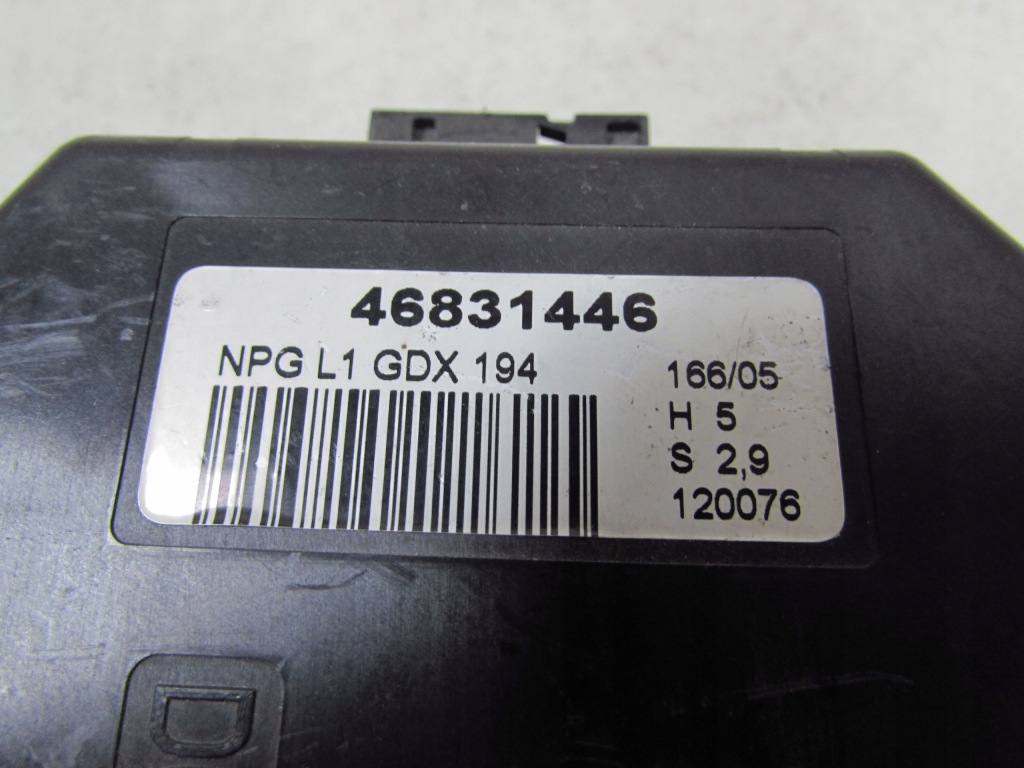 фото №10, Fiat croma ii 05-11 модуль блок управления дверь правый 46831446