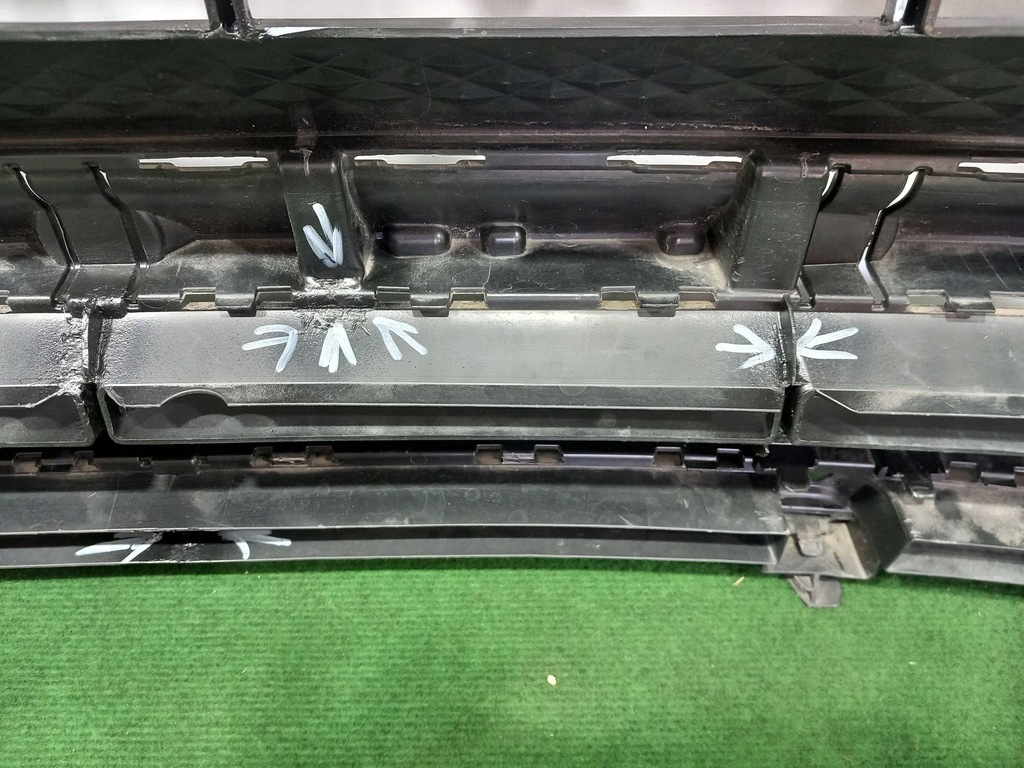 фото №8, Решітка радіатора решітка радіатора решітка середня porsche macan 95b lift 95b807683cf