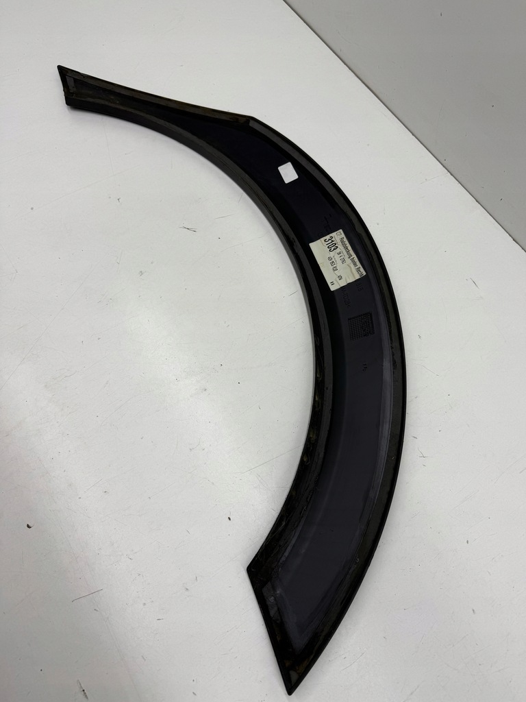 фото №12, Audi a6 c7 allroad молдинг накладка крыла задний четверть правый задняя