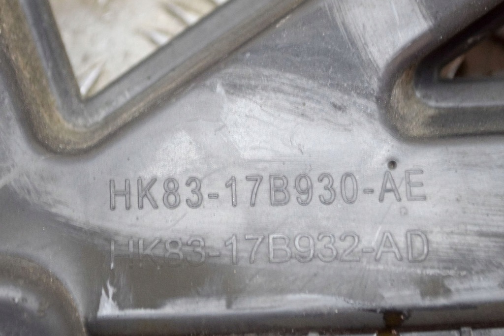 фото №6, Jaguar f-pace x761 задний правый кронштейн бампера hk83-17b930-ae hk83-17b932