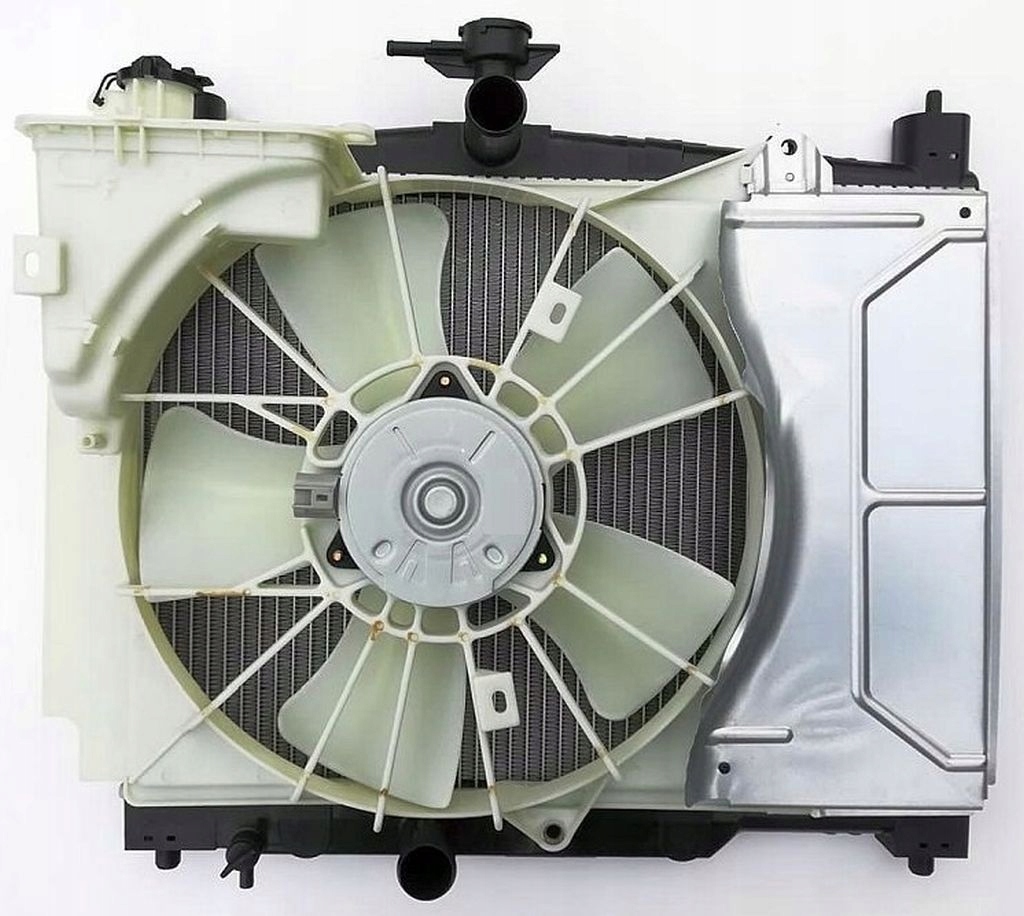 фото №1, Toyota yaris verso 1.0 1.3 1999 - 2006 комплект woda + вентилятор