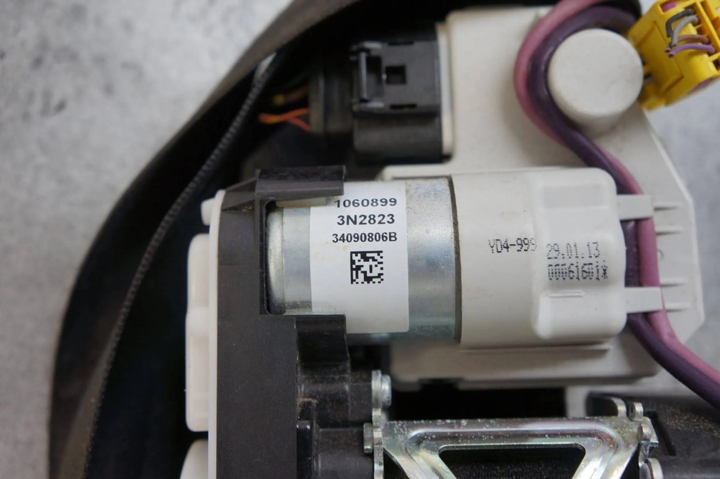 фото №5, Pas безпеки лівий перед audi a8 d4