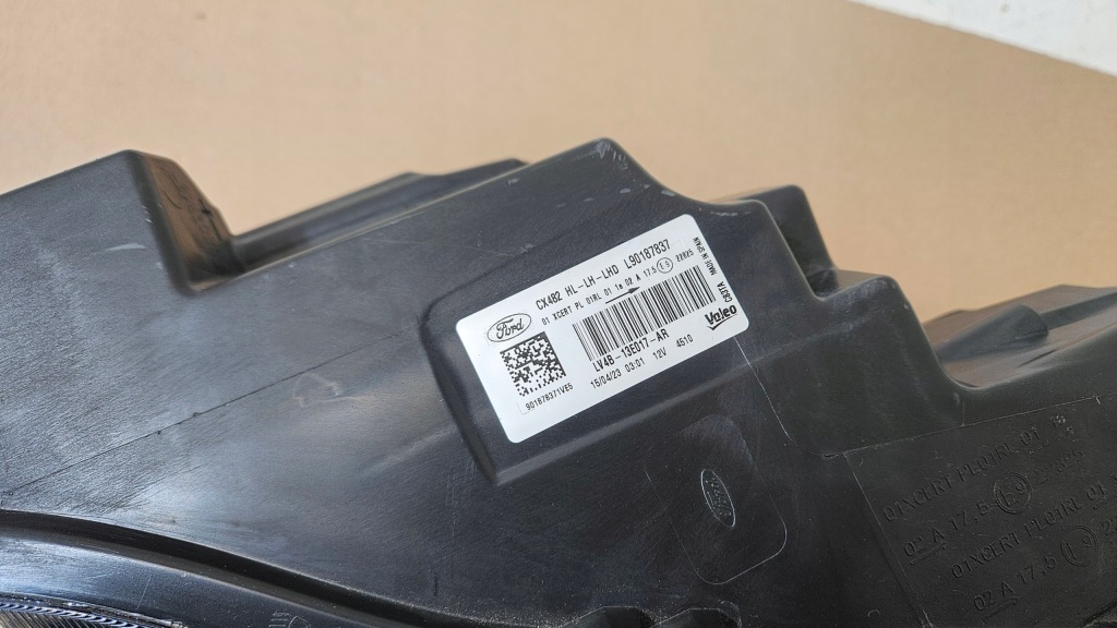 Фара перед передняя левая ford kuga mk3 full led lv4b-13e017-ar Доставка