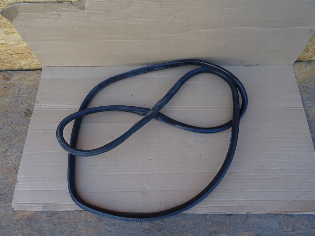 фото №1, Mercedes sprinter 907 прокладка двері ліва перед