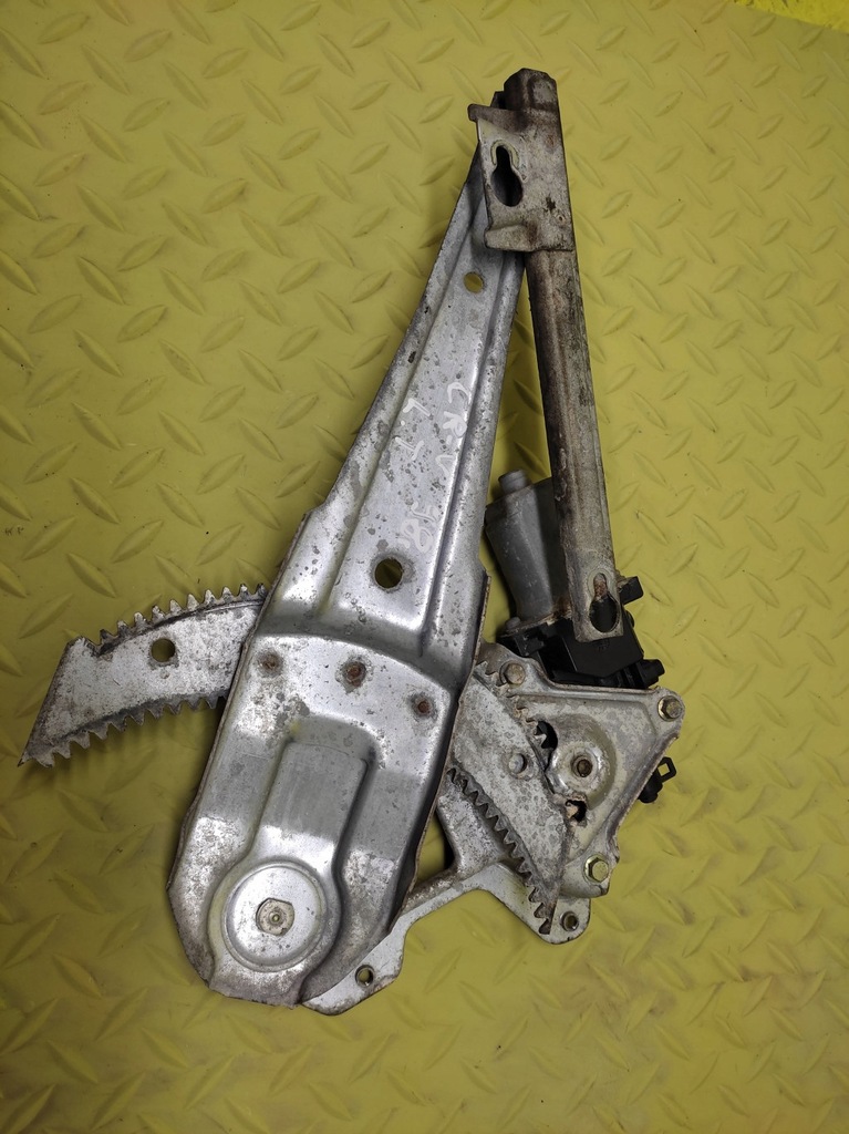 фото №1, Honda crv i подъемник стекло левый задняя