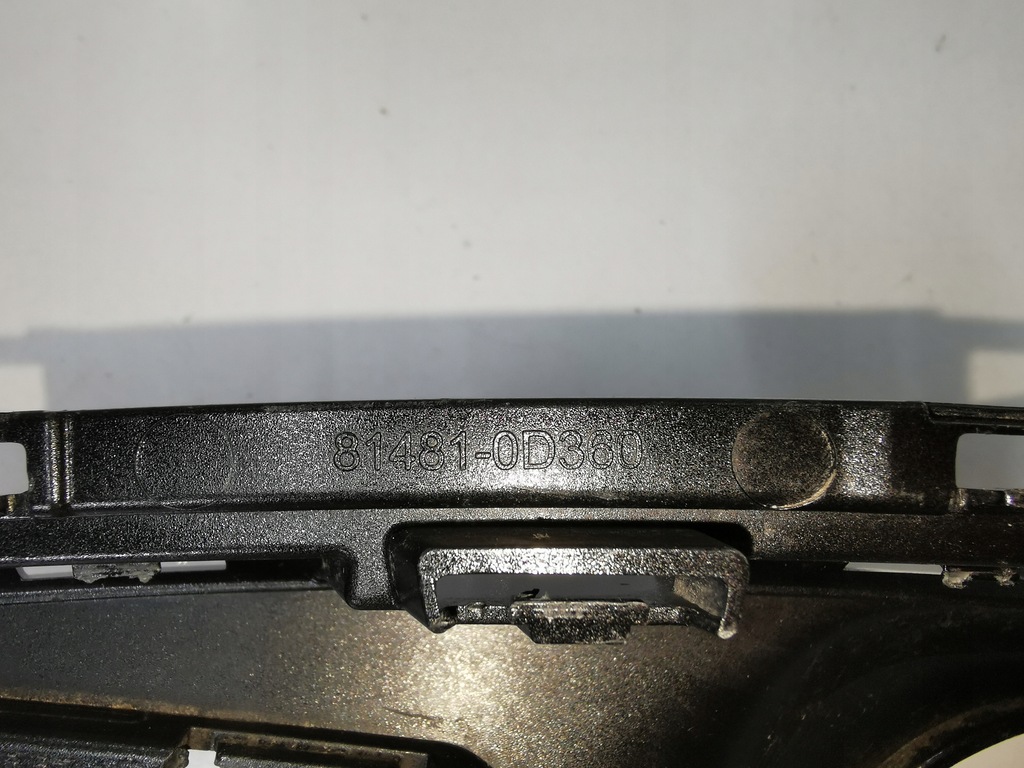 фото №13, Решітка бампера toyota yaris iii lift права 778.