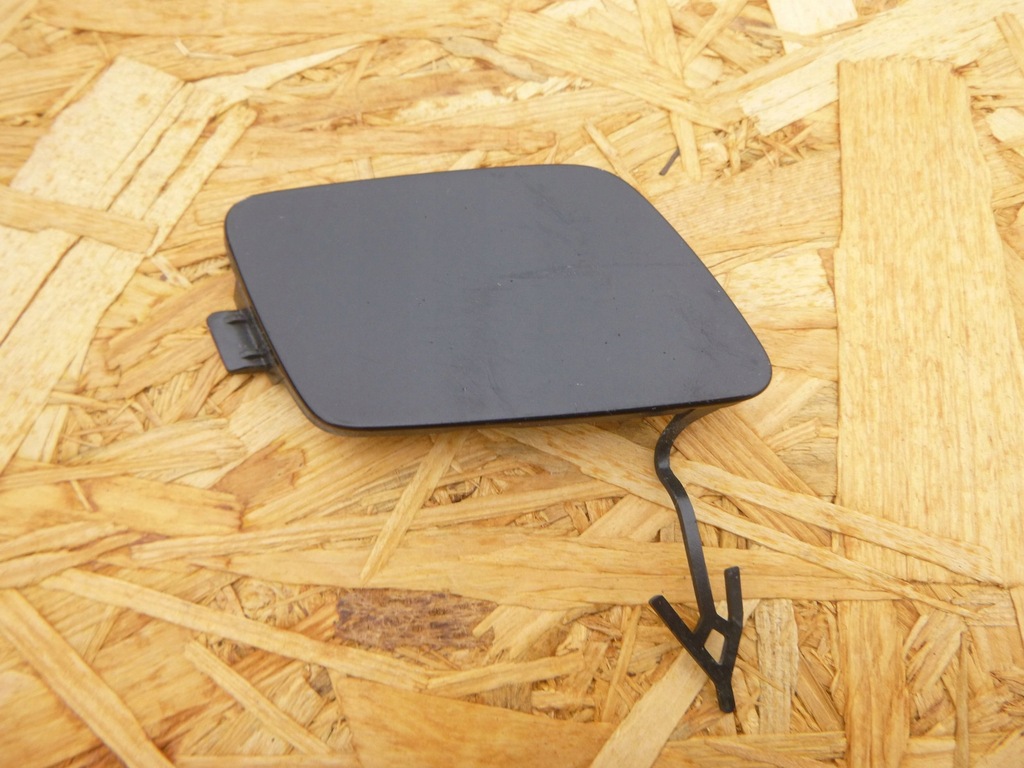 фото №1, Audi a6 c8 s-line заглушка фаркоп hak бампер перед 4k0807241a