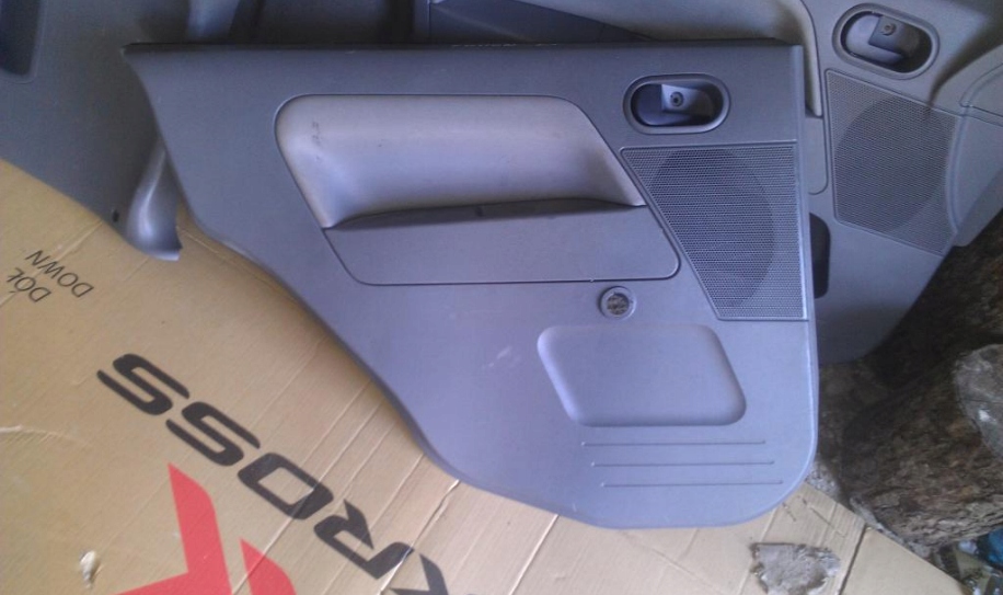 фото №1, Ford fusion - обшивка лівий задня