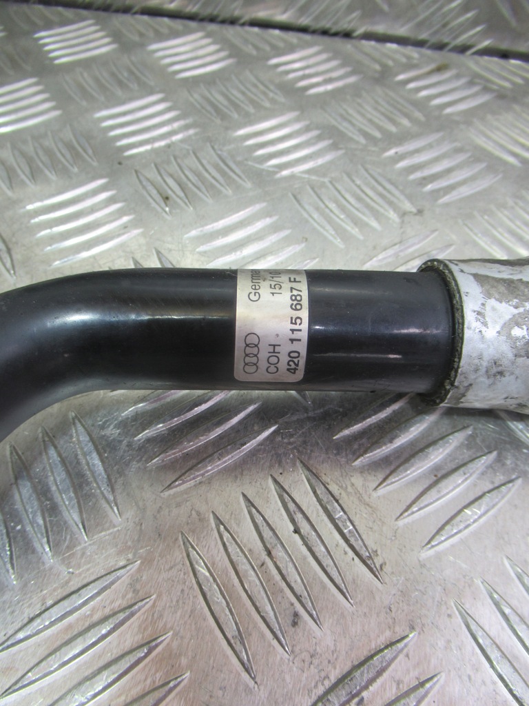 фото №4, Audi r8 шланг радіатора оливи 420115687f