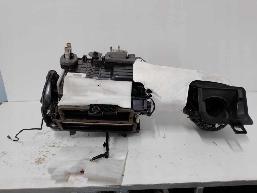 фото №1, Отопитель комплектная citroen ds5 гибрид 9801449380