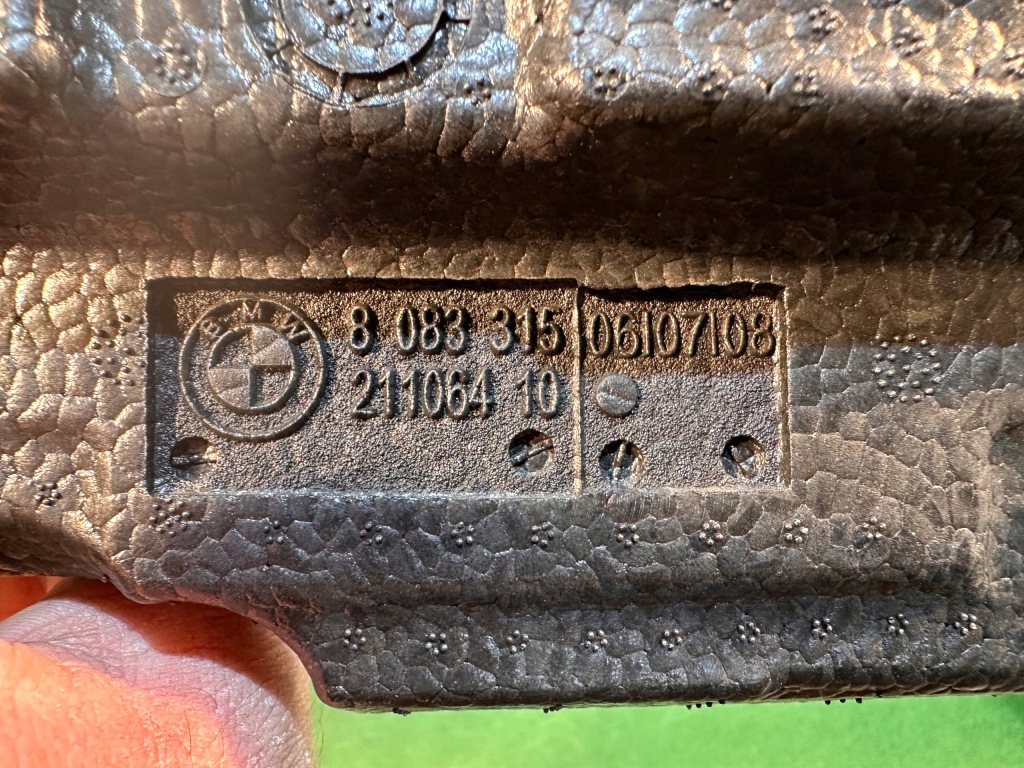 Bmw x1 u11 m набор абсорбер пена бампера перед 8083315 с Разборки