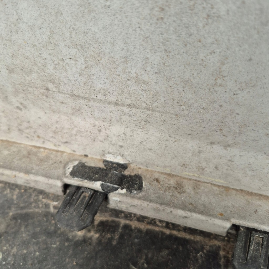 Opel insignia a седан hb рестайлінг  13-17 бампер задні задній фаркоп  pdc Ціна