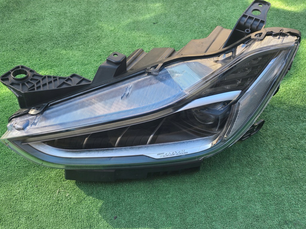 фото №1, Maserati ghibli lift full led лампа передня