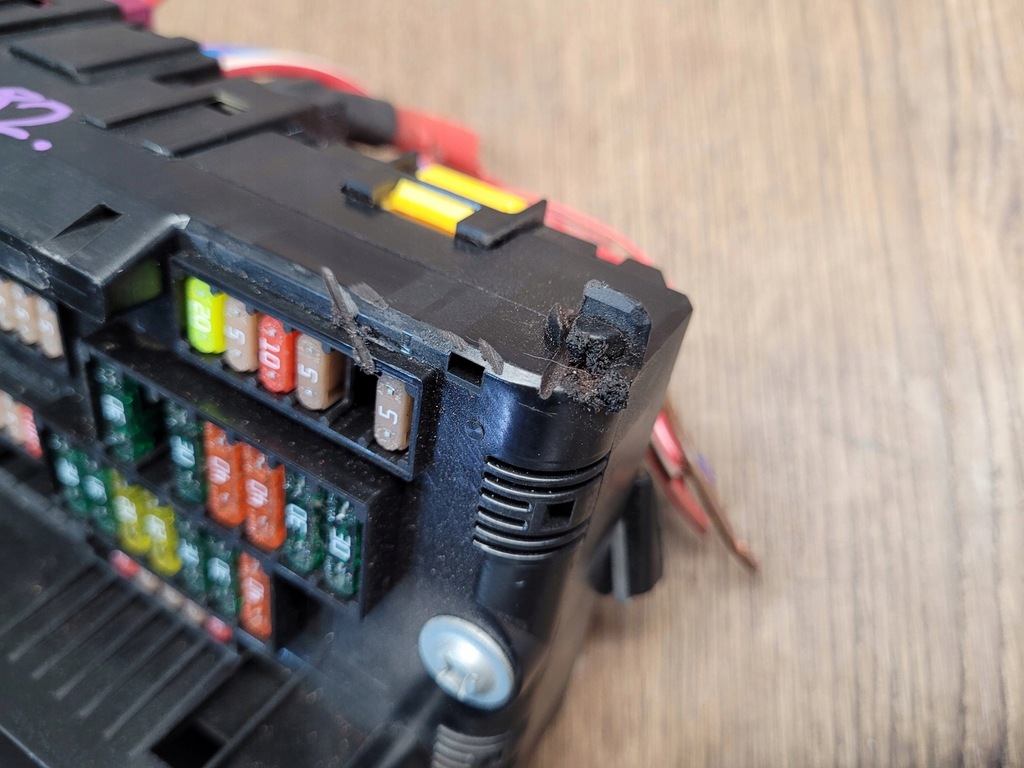 фото №6, Bmw 5 f10 f11 коробка запобіжників 9234421