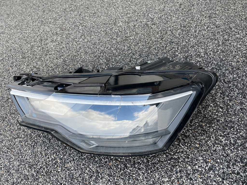 фото №1, Лампа передняя audi a6 c8