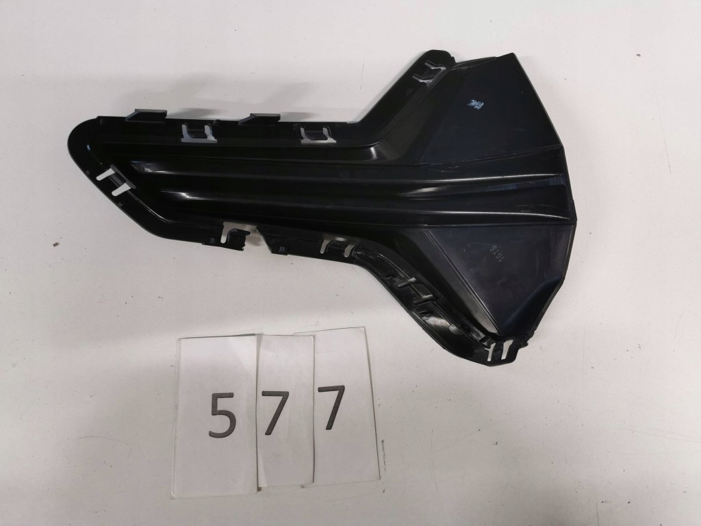 Купить Решётка бампера передний bmw 3 g20/g21 правый  577.