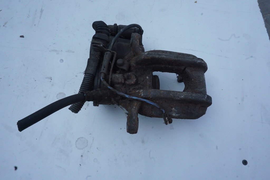 фото №1, Супорт el правий задня bmw 5 f10