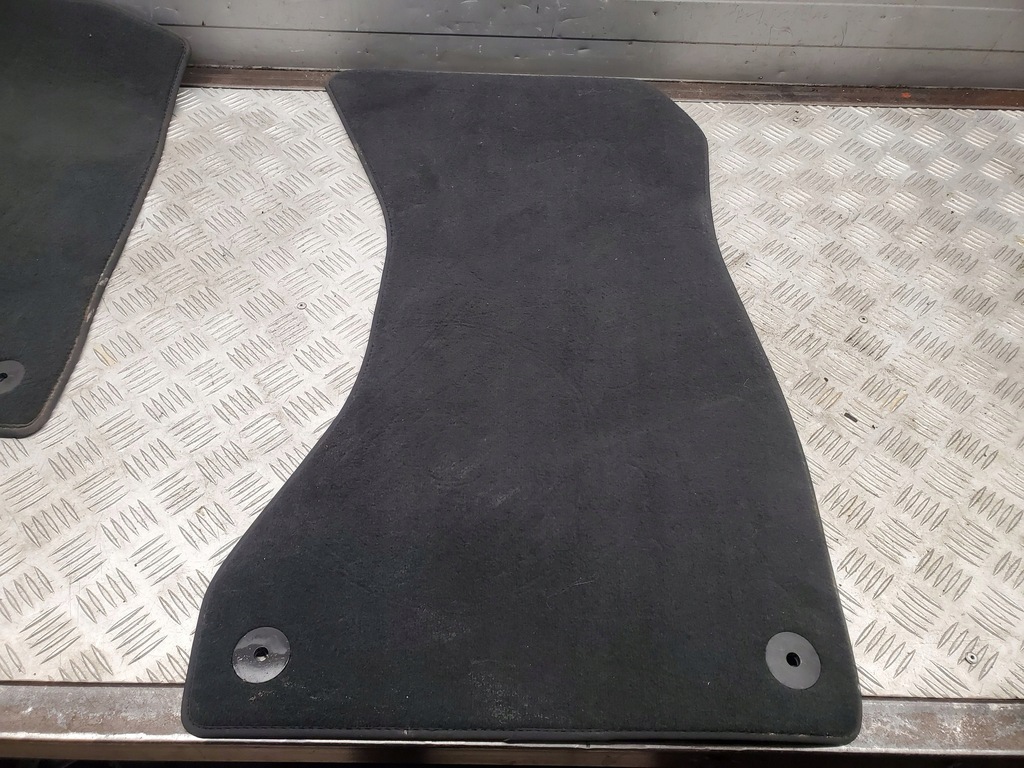 фото №7, Audi a4 s4 b9 8w 8w0864450e комплект обшивка