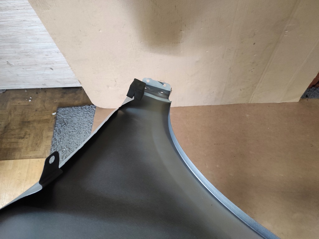 Крыло  правый  audi q5 09.08-06.12 lx1y Оригинал