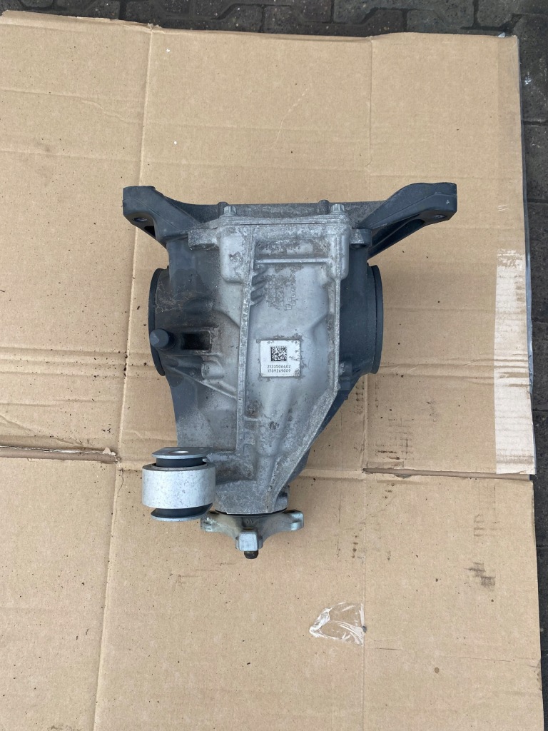 Купити Mercedes e 213 диференціал міст задній 2133506402