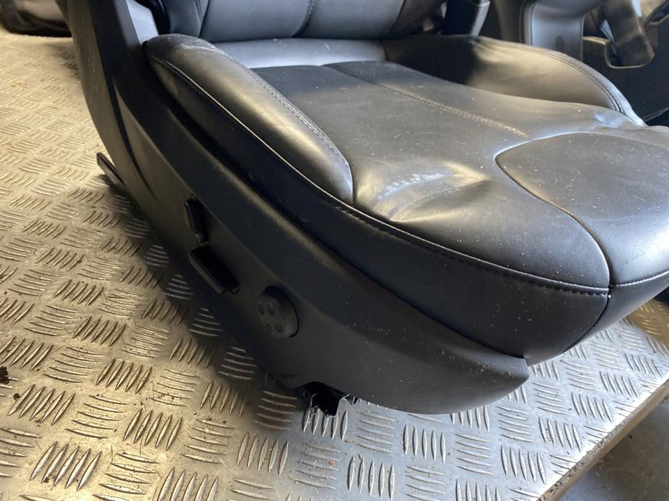 фото №5, Сидіння, заднє сидіння, комплект tesla model s 2014 панель двері підлокітник