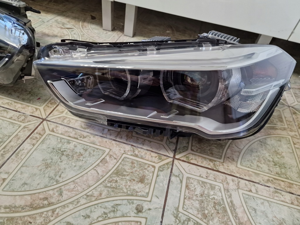 Bmw x1 f48 фонари full led вентилятор Недорого