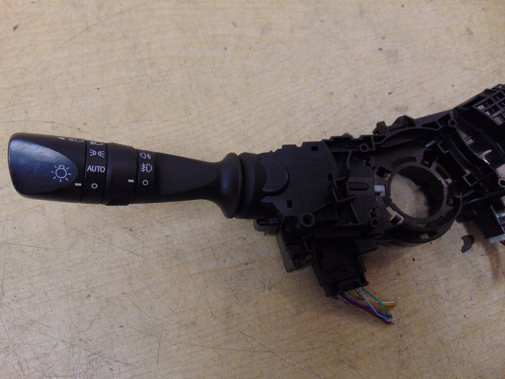 фото №9, Переключатель комбинированный toyota rav4 iv 33250-17f744