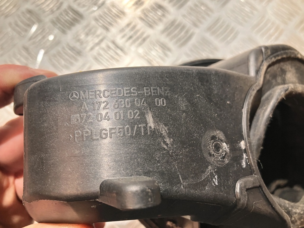 Крышка заливной топлива mercedes slk slc r172 2015- лак 992 Доставка