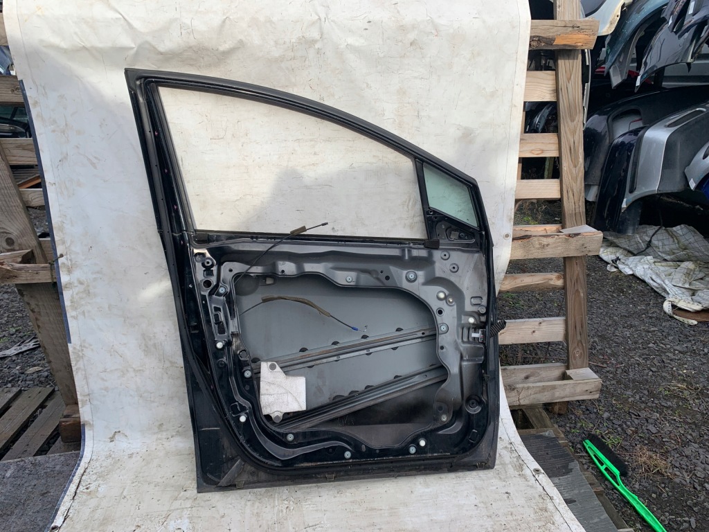 фото №2, Mazda 5 i cr дверь левый перед чёрные