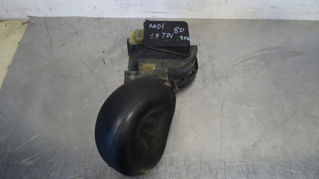 Купити Витратомір повітря audi 80 1.9