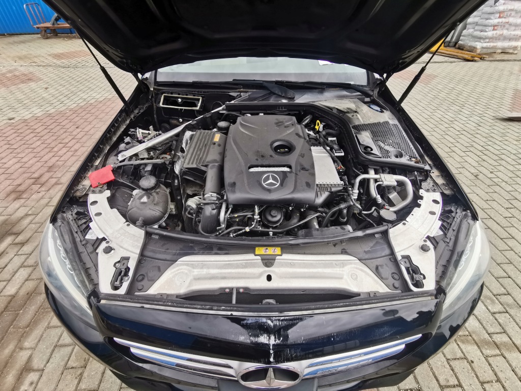 Mercedes c klasa w205 c300 интеркулер 2.0 cgi америка Недорого