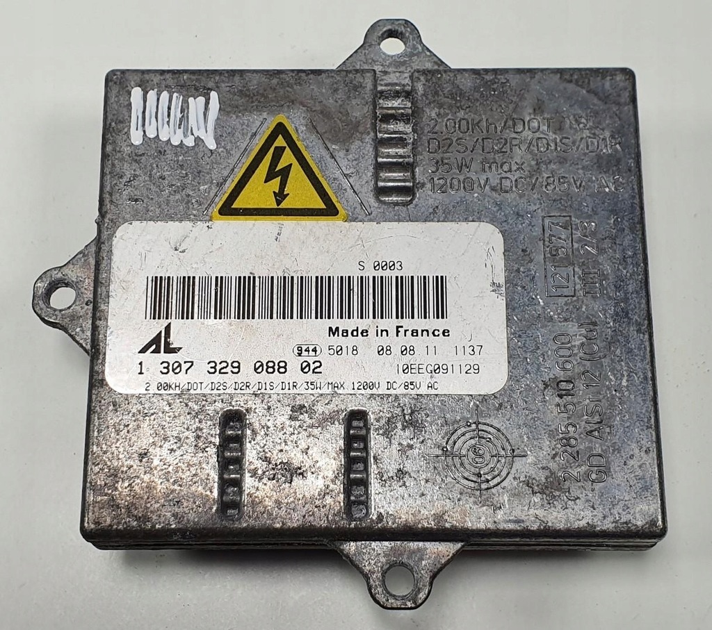 фото №1, Преобразователь ксенон mercedes w203 130732908802