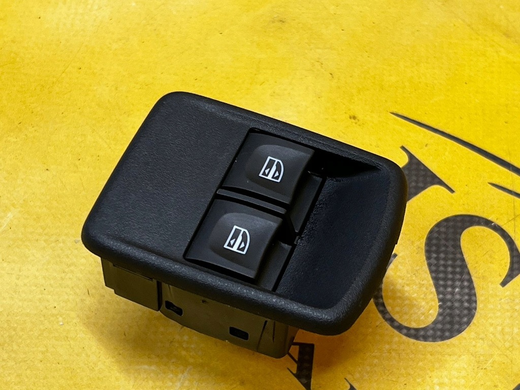 фото №1, Панель переключатель окон перед левый dacia sandero ii eu