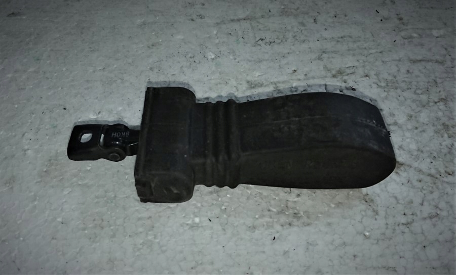 фото №1, Audi оригінальний номер 8k0839267b обмежувач двері