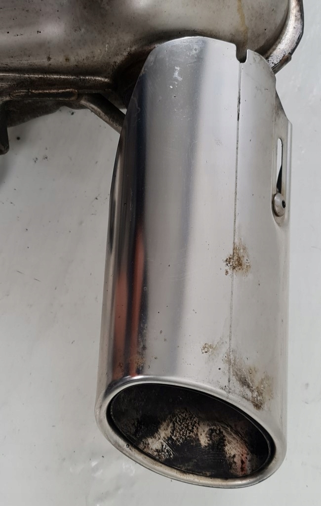 Гаситель конечный выхлоп правая  mercedes w204 3.5 v6 Недорого