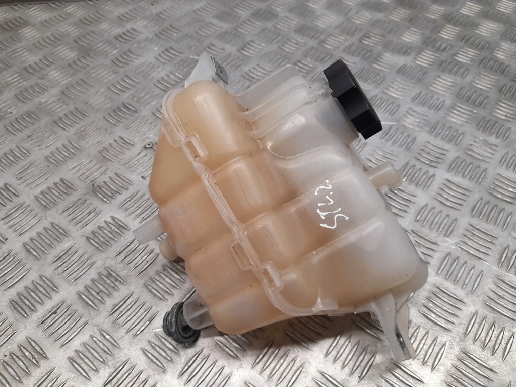 фото №5, Alfa romeo stelvio 50548702 бачки расширительный