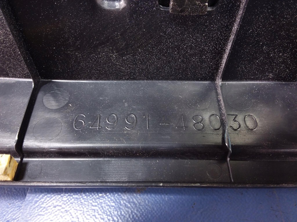 Lexus rx ii xu30 вкладыш багажника ключи Недорого