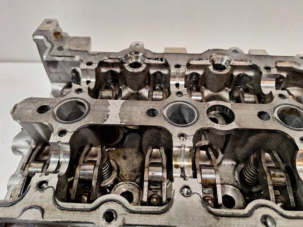 фото №7, Головка двигателя валы 8200519994 renault laguna iii 2.0 dci