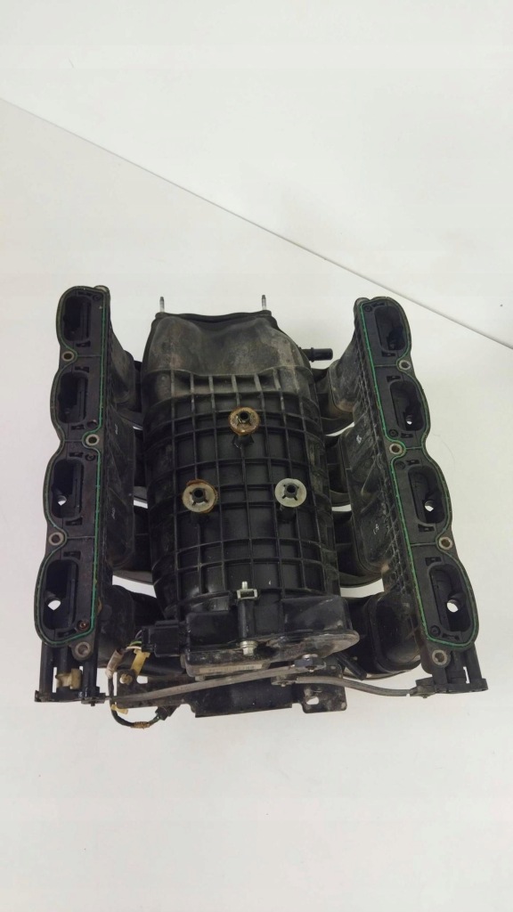 Mustang v 4.6 v8 10-14 коллектор впускной  впускной 4r3e-9424-en с Разборки