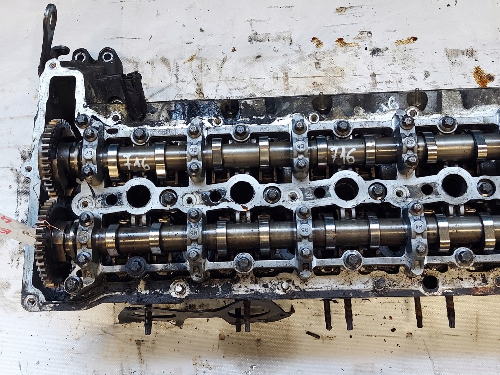 Головка bmw x5 e70 2011 r 4.0 d 780764107 Доставка