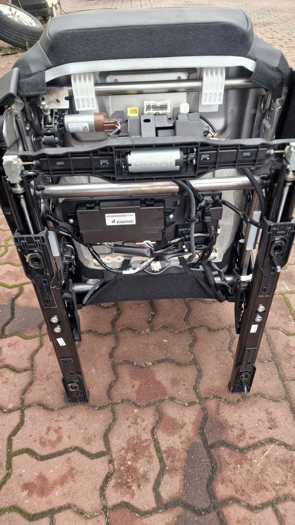 фото №10, Сиденья заднее сиденье подлокотник обшивки nissan x-trail t33 подогрев память europa